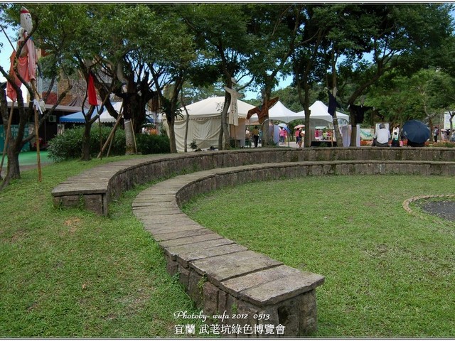 http://i.dcview.tw/gallery/201205/ba7f61612db81deaecdf39b93ee2e742.jpg