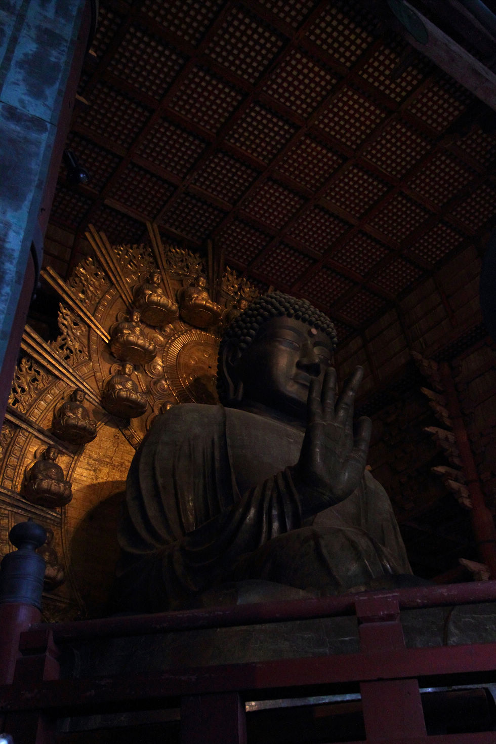 http://i.dcview.tw/gallery/201205/d2146c26c86ad5a2561a8b5be54bc291.jpg
