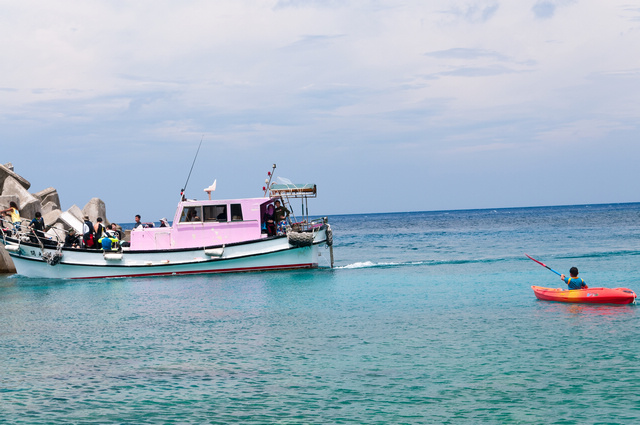 http://i.dcview.tw/gallery/201205/de653a53f2abd7e2b3775e59b551d37d.jpg