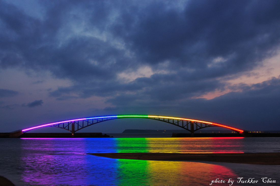 http://i.dcview.tw/gallery/201205/e0de8677358bbe35243eaf6d63a43b5b.jpg