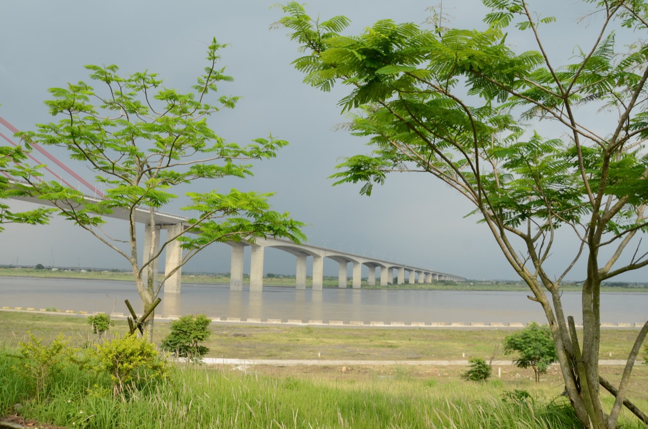 http://i.dcview.tw/gallery/201205/f14e05e4db909f1ef3d5ea05b4e996e8.jpg
