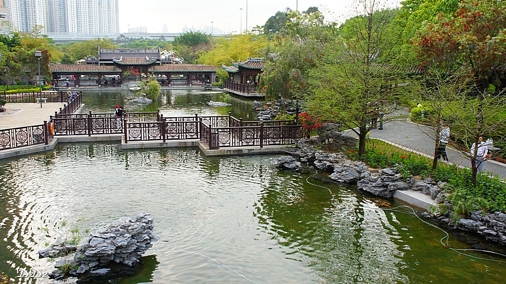 http://i.dcview.tw/gallery/201205/f2cf89ab708cf141f21c86e471834120.jpg