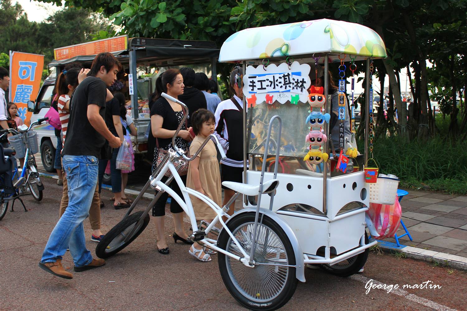 http://i.dcview.tw/gallery/201205/f51b49112348a16342b11d64e3269a47.jpg