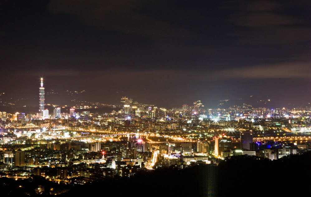 http://i.dcview.tw/gallery/201205/fa941a02ee9aedb6c10b694785e14d0b.jpg