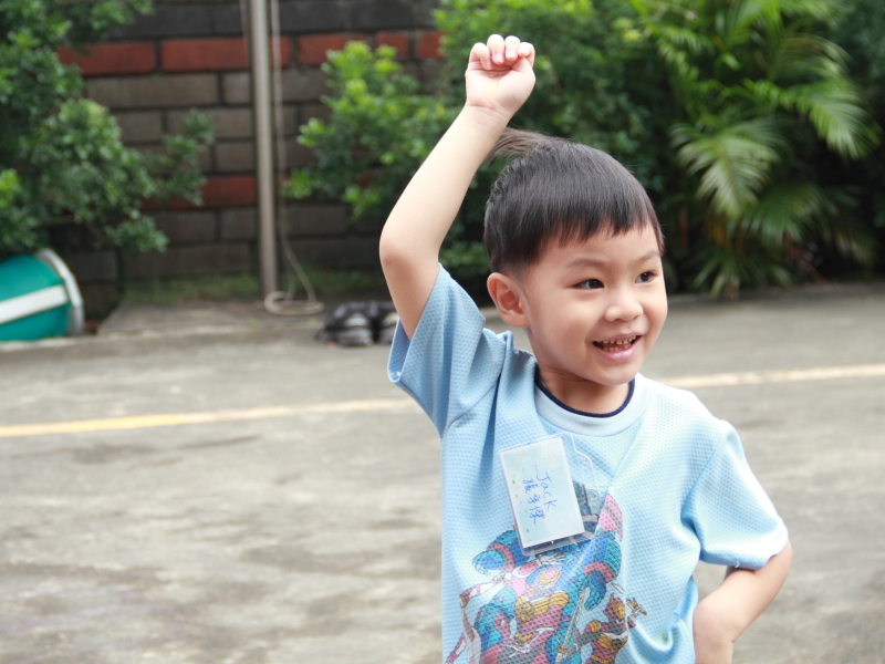 http://i.dcview.tw/gallery/201206/0118f321dcf8a27bd963027426c1bfc2.jpg