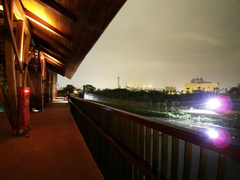 http://i.dcview.tw/gallery/201206/3346e3b41c27862182d6a71577205cda.jpg
