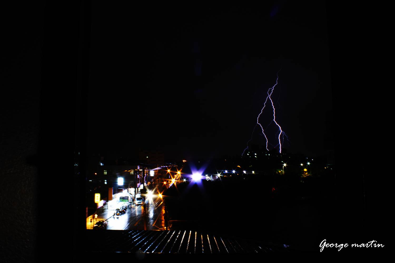 http://i.dcview.tw/gallery/201206/3a419ead115736e710f81d245efc1061.jpg