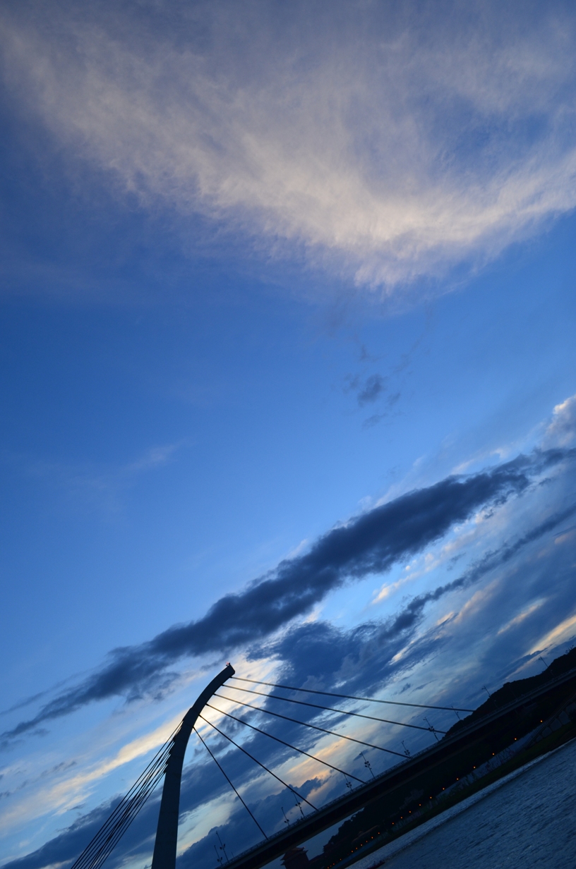 http://i.dcview.tw/gallery/201206/3b6e9fafdcd28ec62019a5404ed0a7b2.jpg