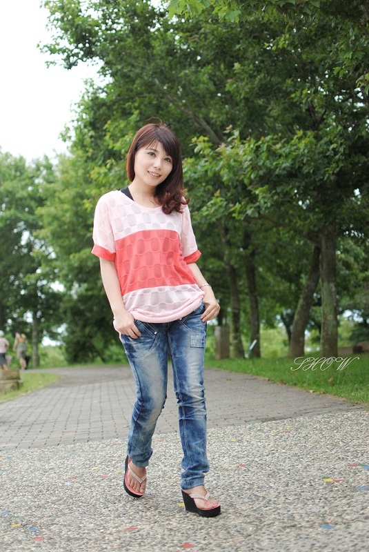 http://i.dcview.tw/gallery/201206/7120a40c740f790ec9c30228612fedd1.jpg