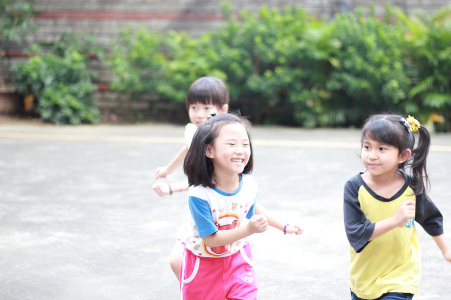 http://i.dcview.tw/gallery/201206/736ee1509681520c88d387328c87d58b.jpg