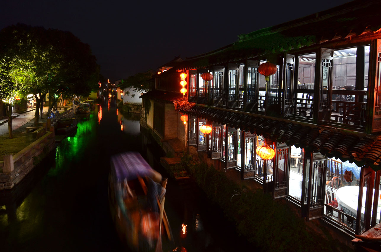 http://i.dcview.tw/gallery/201206/8919b1f40fe93a1c1fef880abe5beefe.jpg