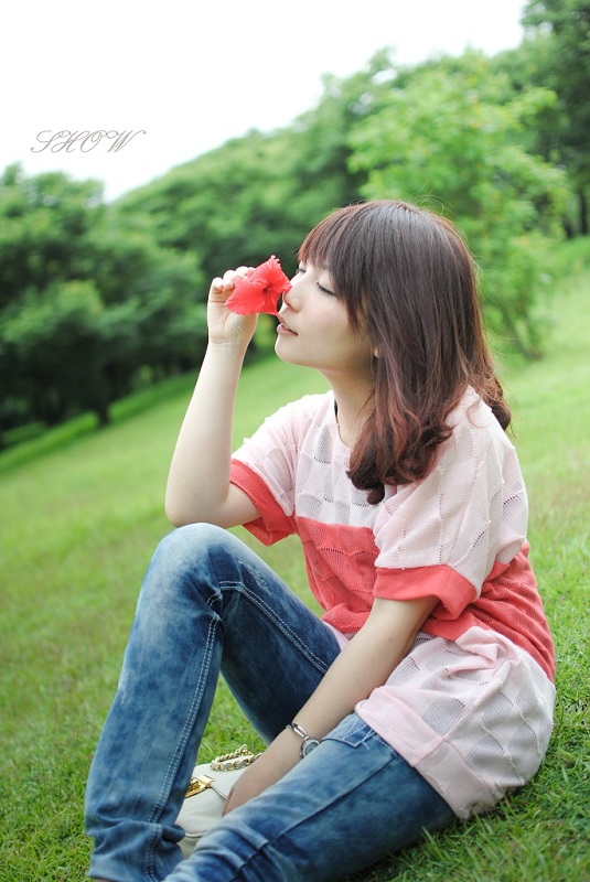 http://i.dcview.tw/gallery/201206/943fffa35f46f1d36bdac918ed7cde9a.jpg