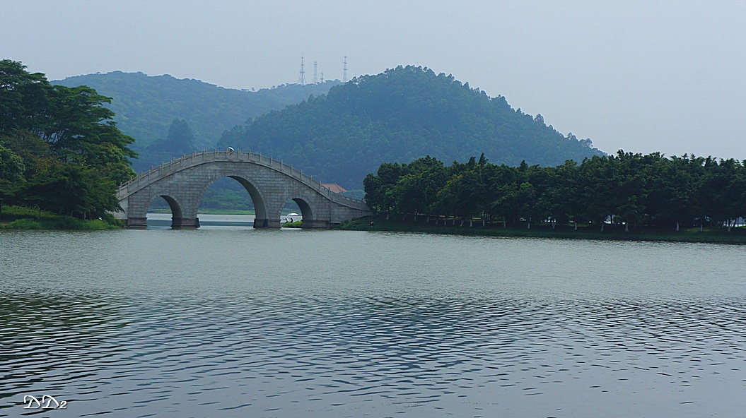 http://i.dcview.tw/gallery/201206/9868b8fd363316bceaba705297698da7.jpg