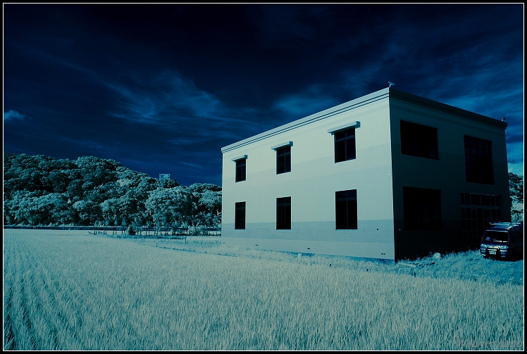 http://i.dcview.tw/gallery/201206/9c0d7929455d19ea643e6e46aa10510f.jpg