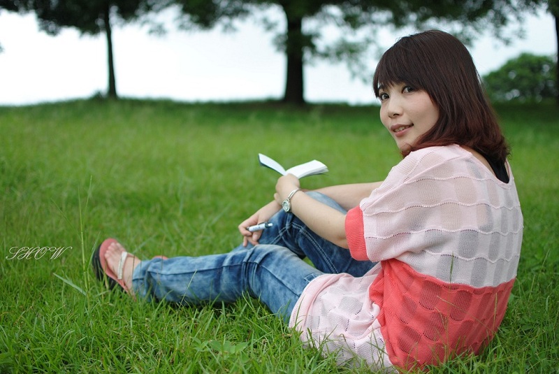 http://i.dcview.tw/gallery/201206/a50ddd30c6c46e98c5f53d5f8a298286.jpg