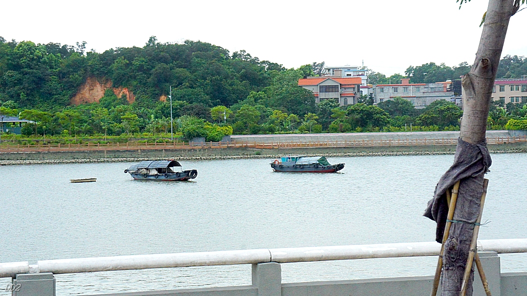 http://i.dcview.tw/gallery/201206/a849c18e87c75326968d10a9f10e25f5.jpg