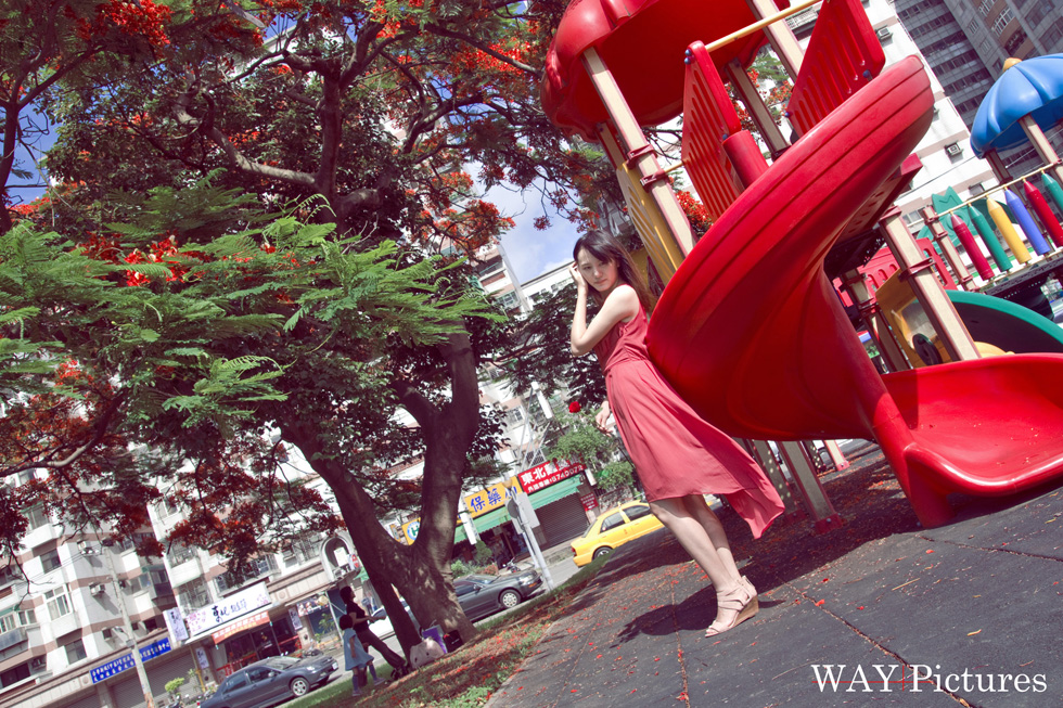 http://i.dcview.tw/gallery/201206/aa2fa0288c3d7e2eadb5d2400f43dcf5.jpg