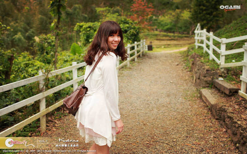 http://i.dcview.tw/gallery/201206/d5958c39d0a28c8ead5f6476642a8a6c.jpg