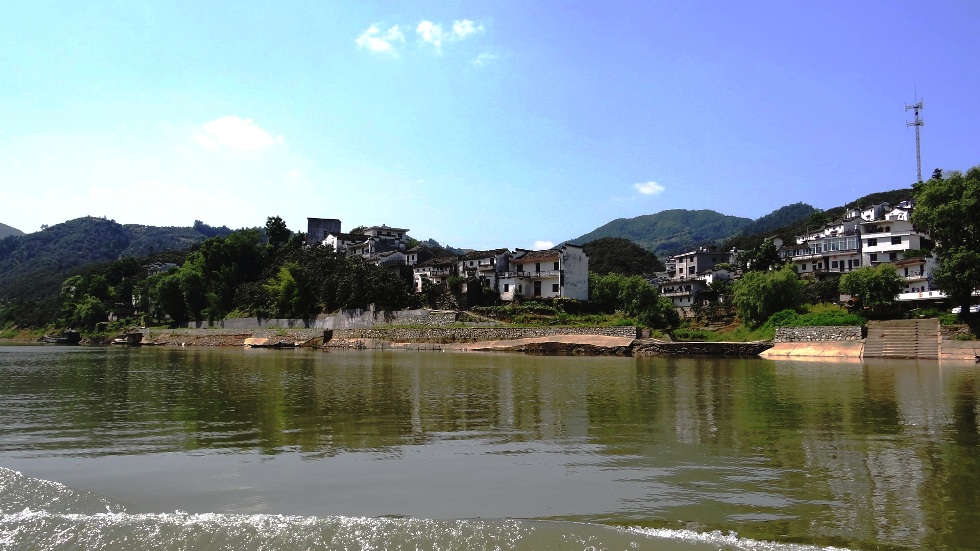 http://i.dcview.tw/gallery/201206/e159c324a23a457bffe0d4e457c9f755.jpg