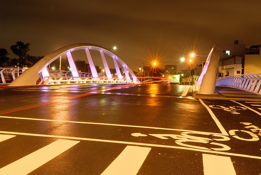 http://i.dcview.tw/gallery/201206/e745ba5b3850b7e5a8012fa8c6dfb1fc.jpg