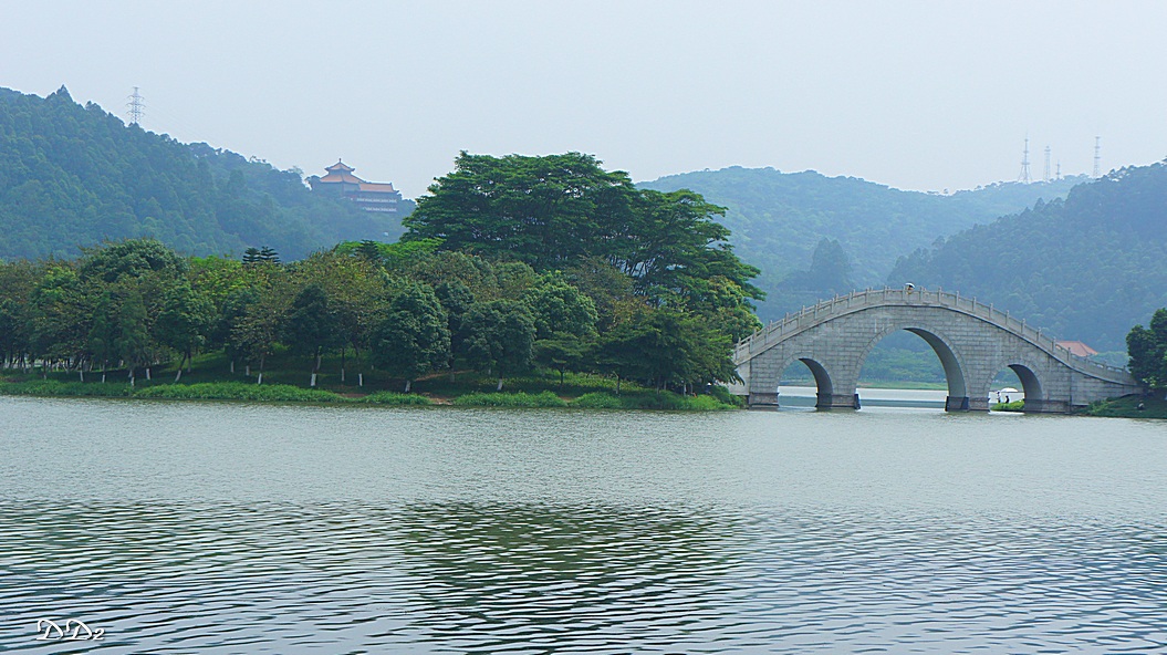 http://i.dcview.tw/gallery/201206/ed0d0de0874953799dcd52207bdcab05.jpg