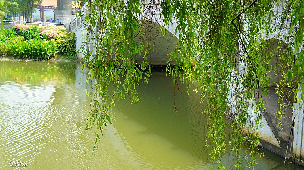 http://i.dcview.tw/gallery/201206/f126b74343f755a9b3260d44c56e4d46.jpg