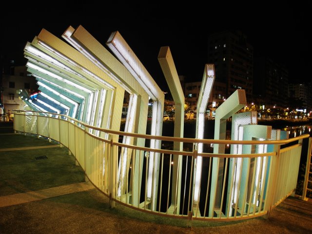 http://i.dcview.tw/gallery/201206/f28c5c6e53592f75b6d4fc5b23985b9d.jpg