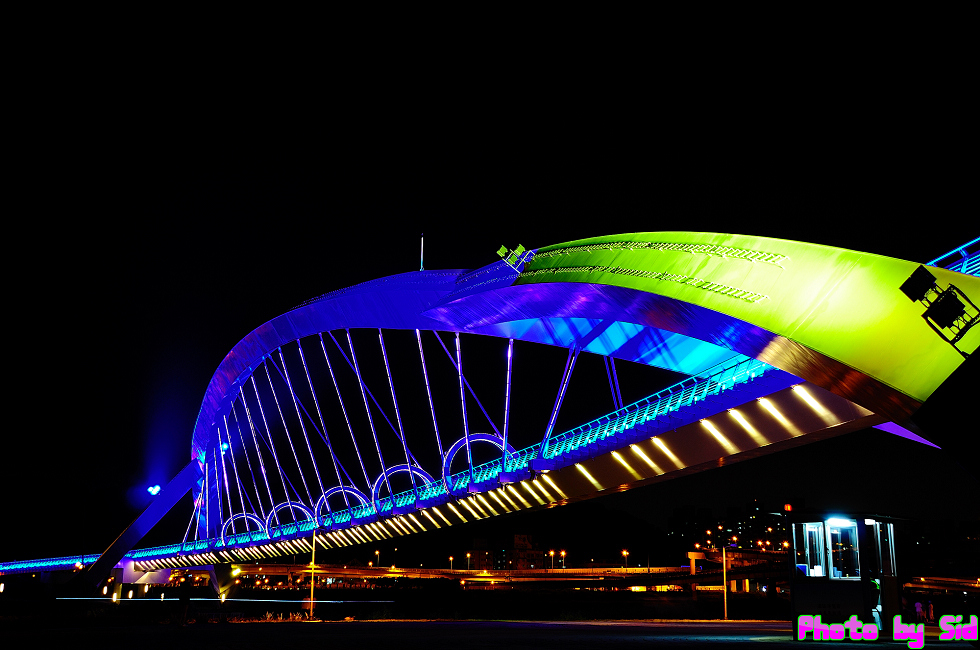 http://i.dcview.tw/gallery/201207/1d2154a904612717c5616d112f62ce99.jpg