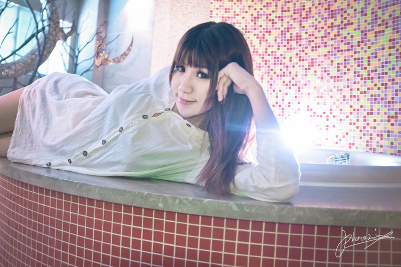 http://i.dcview.tw/gallery/201207/386cdd00f1322f6648fe04d8a6e744ae.jpg
