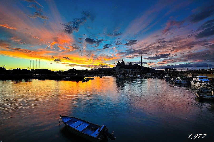 http://i.dcview.tw/gallery/201207/41e27cd1b4ce7a4ee54710ccd16c67f8.jpg