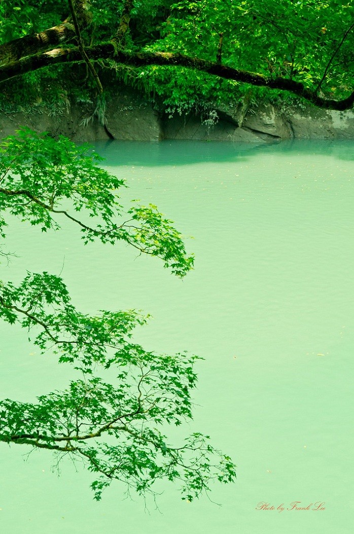 http://i.dcview.tw/gallery/201207/45b6a75d3486fecde9a7829704c216f6.jpg