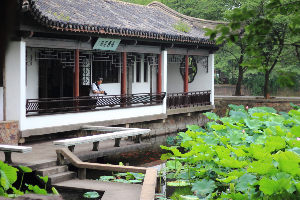 http://i.dcview.tw/gallery/201207/4ac242326fa7b7f1ef4899a6982dea66.jpg
