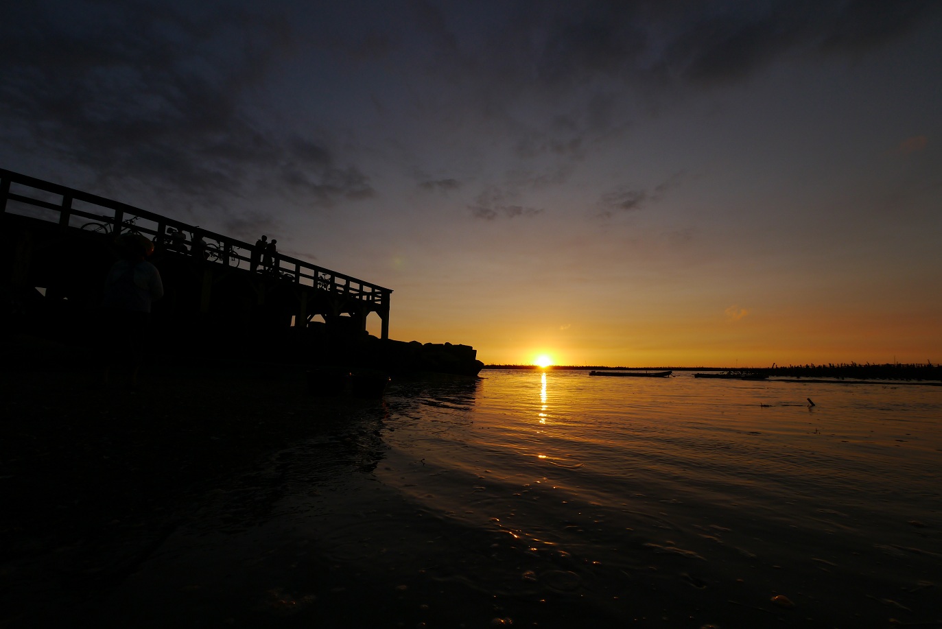 http://i.dcview.tw/gallery/201207/597649eaecfc7f33e53fd812ee1dc968.jpg