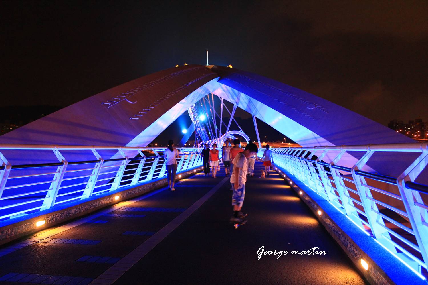 http://i.dcview.tw/gallery/201207/5fabb1fe8abcec032dc9fff1fa8d07a5.jpg
