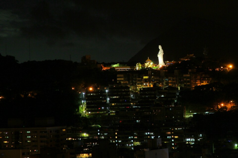 http://i.dcview.tw/gallery/201207/717c6214473c319360d0a75e2a1a05fc.jpg