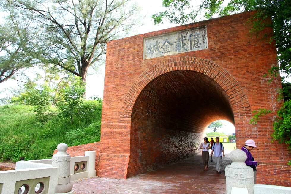http://i.dcview.tw/gallery/201207/719ca42797b582aebdcf3863015f234b.jpg