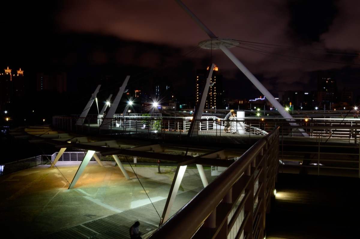 http://i.dcview.tw/gallery/201207/82e4396cbefb0ad07c0b7c385bc87833.jpg