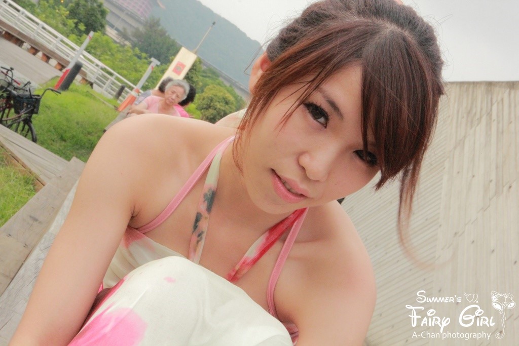 http://i.dcview.tw/gallery/201207/892e041cc803c1b464a60d874c2bf805.jpg