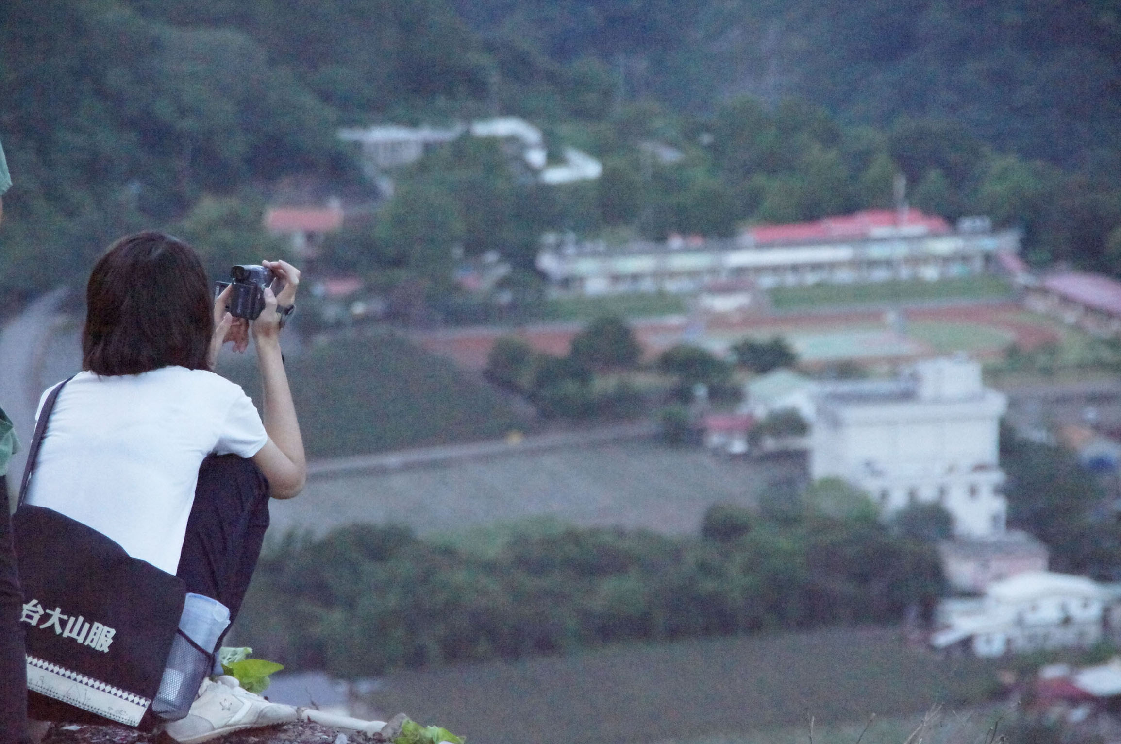 http://i.dcview.tw/gallery/201207/9e2a8da03207190828482428dcb7f46f.jpg