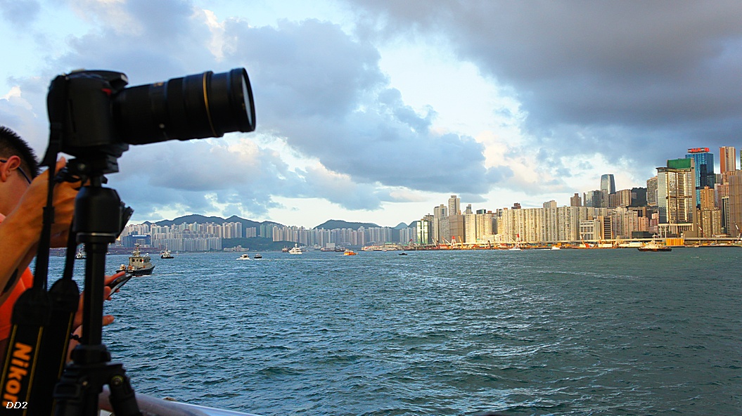 http://i.dcview.tw/gallery/201207/a94a171cd1b297ada4275ecd5616503a.jpg