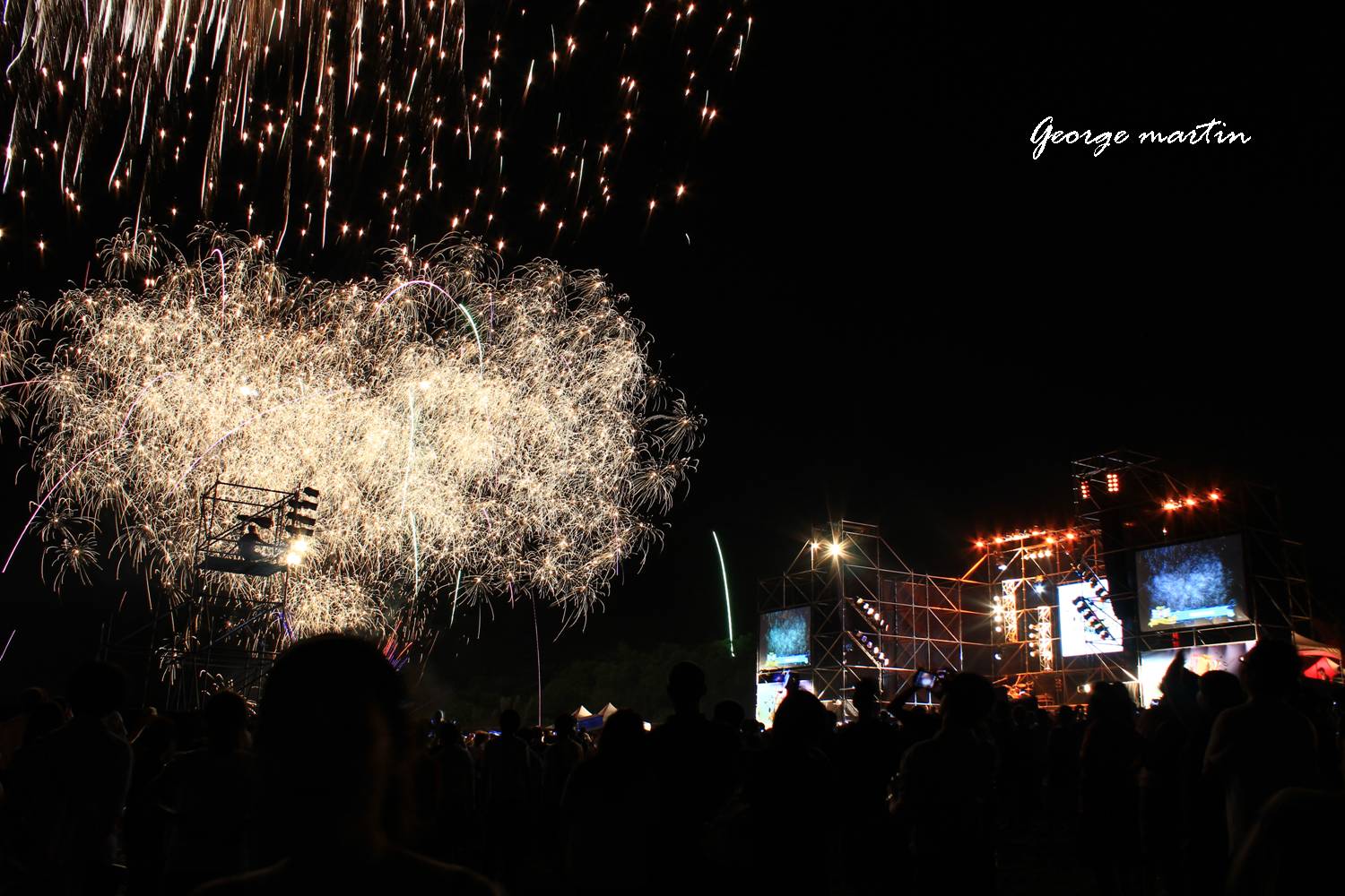 http://i.dcview.tw/gallery/201207/ad26a7e00fddd19d9daccc76e52b44d7.jpg