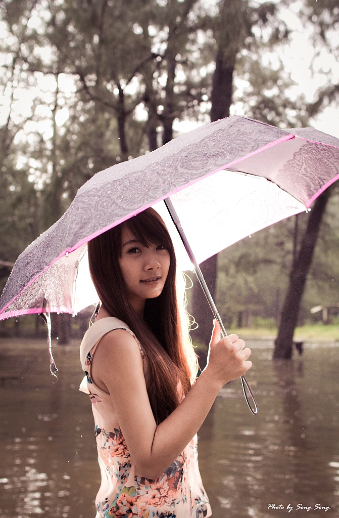 http://i.dcview.tw/gallery/201207/b027e8f686fdcbc18e375ddd192c429f.jpg