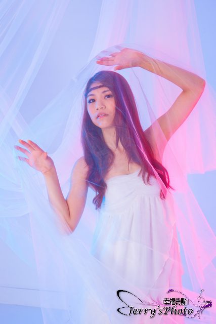 http://i.dcview.tw/gallery/201207/b4cc1213907e4590402899cc104484c8.jpg