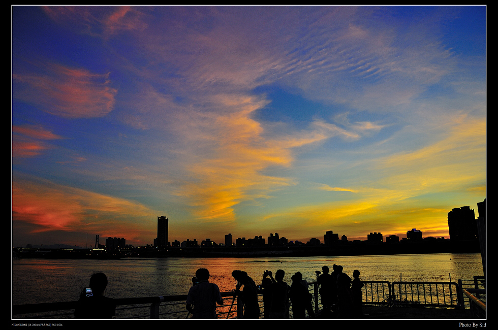 http://i.dcview.tw/gallery/201207/c152d6d91979f45f12cb6247f3006668.jpg