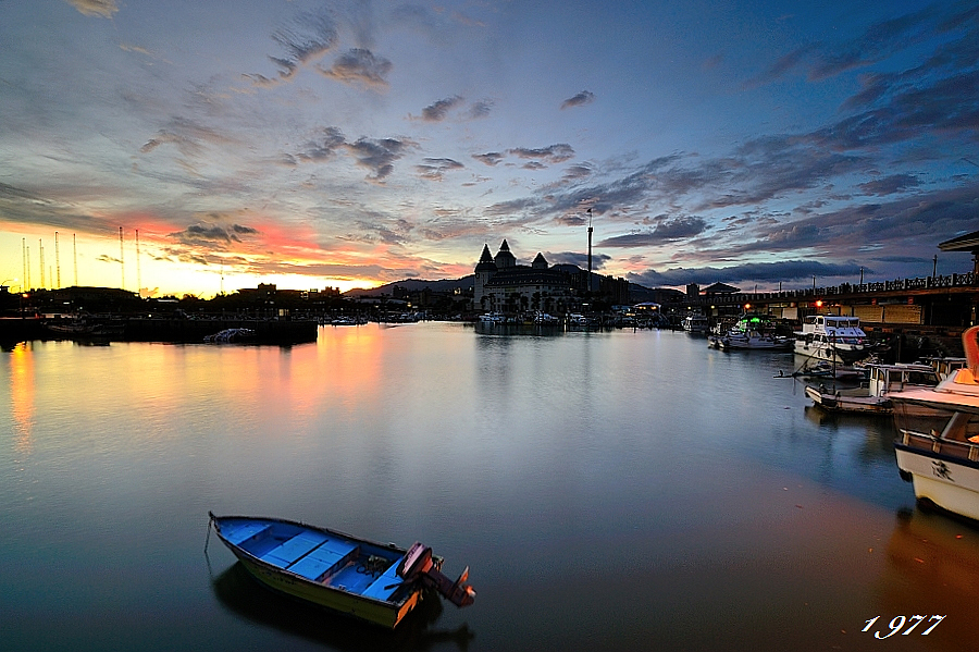 http://i.dcview.tw/gallery/201207/c56b7f758d2e65899c51ec29dd394ec5.jpg