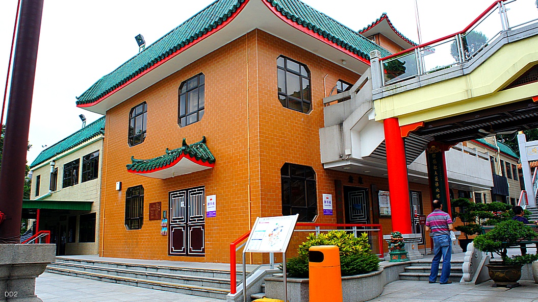 http://i.dcview.tw/gallery/201207/c8cb8e0dd6c5a6250a5c3266d876c94b.jpg