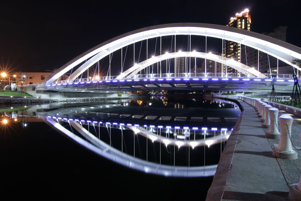 http://i.dcview.tw/gallery/201207/c95991d2e8469f61182da61629dd3662.jpg