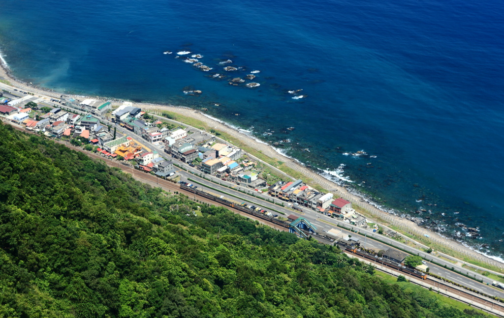 http://i.dcview.tw/gallery/201207/da71565298a1a993f1b37ed0b7c02eba.jpg