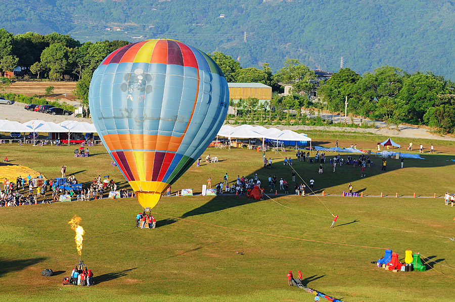 http://i.dcview.tw/gallery/201207/ea98fe0956f14c74f844c91567021f17.jpg