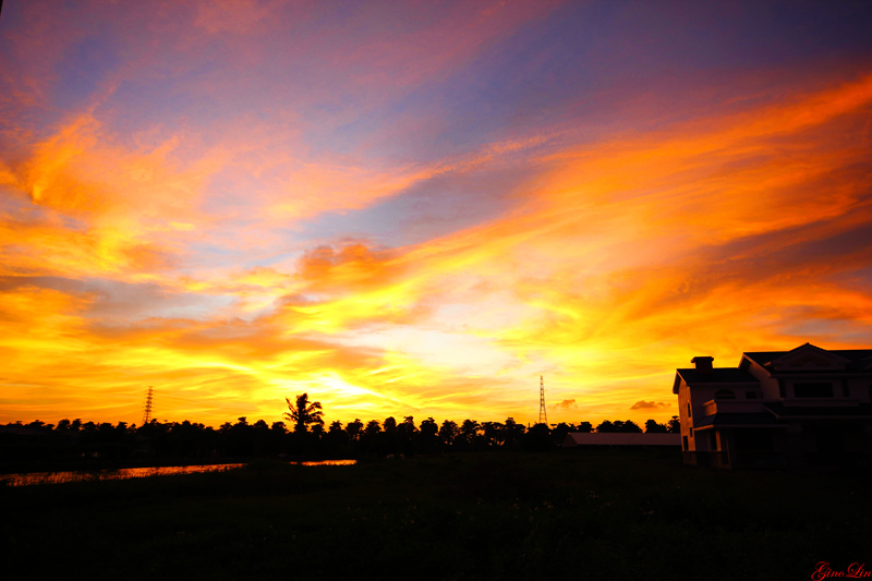 http://i.dcview.tw/gallery/201207/ec7c82b823a5dea34a0bc19570b32f1a.jpg